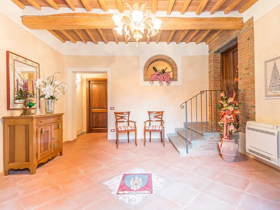 Immagine 14 di Villa in vendita  a San Miniato