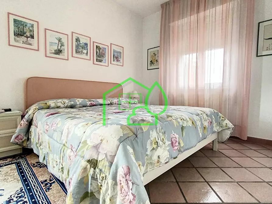 Immagine 22 di Casa bifamiliare in vendita  a Viareggio