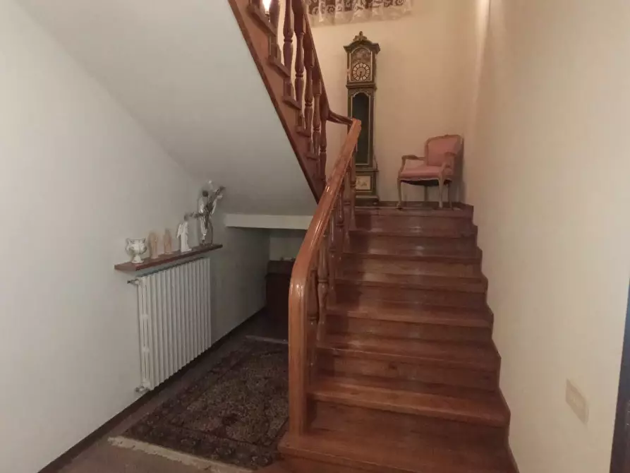 Immagine 14 di Villa in vendita  a Montopoli In Val D'arno