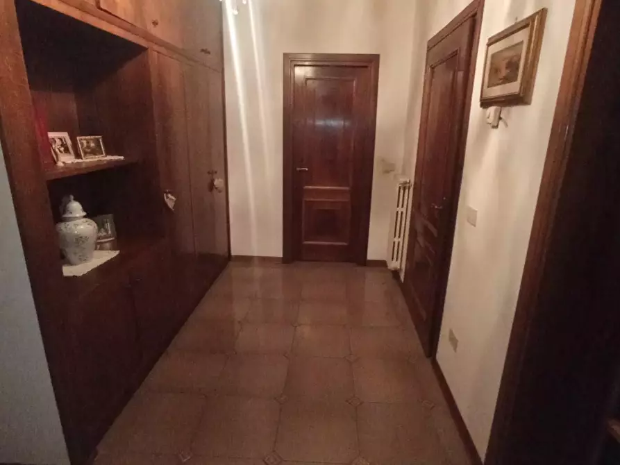 Immagine 2 di Villa in vendita  a Montopoli In Val D'arno