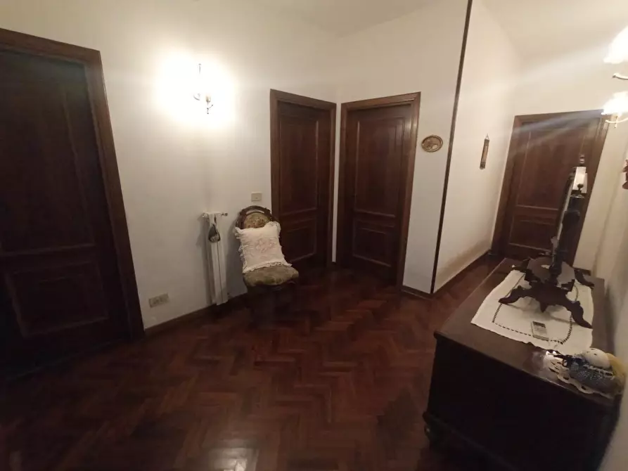 Immagine 5 di Villa in vendita  a Montopoli In Val D'arno