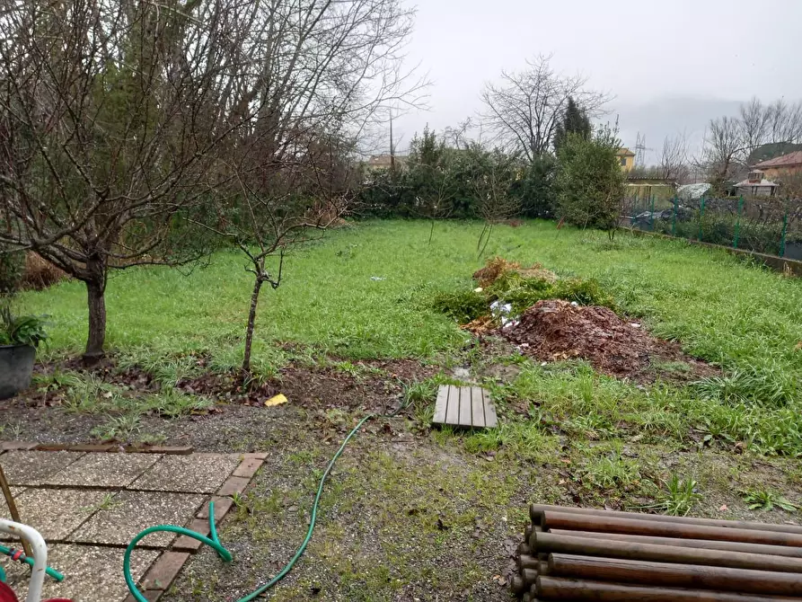 Immagine 5 di Villa in vendita  a Capannori