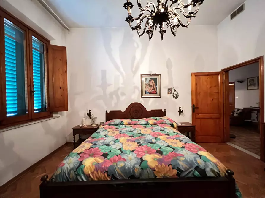 Immagine 22 di Villa in vendita  a San Miniato