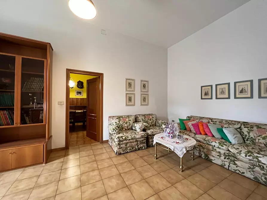 Immagine 27 di Villa in vendita  a San Miniato