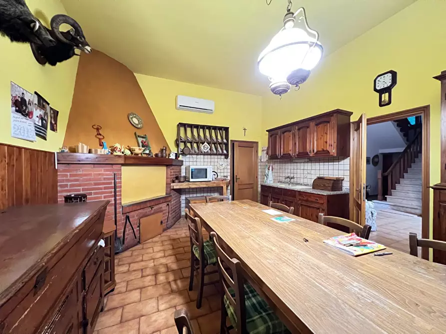 Immagine 5 di Villa in vendita  a San Miniato