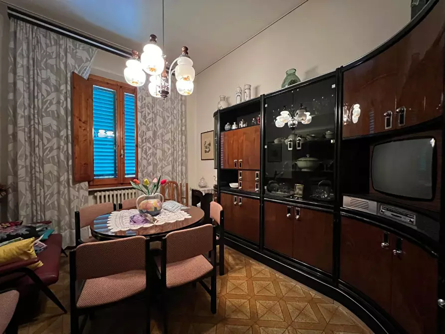 Immagine 12 di Villa in vendita  a San Miniato