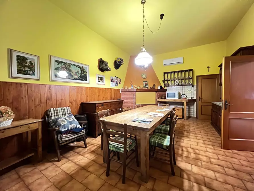 Immagine 4 di Villa in vendita  a San Miniato