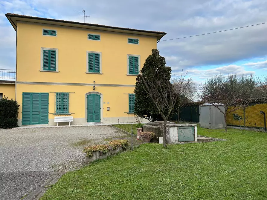 Immagine 10 di Villa in vendita  a San Miniato