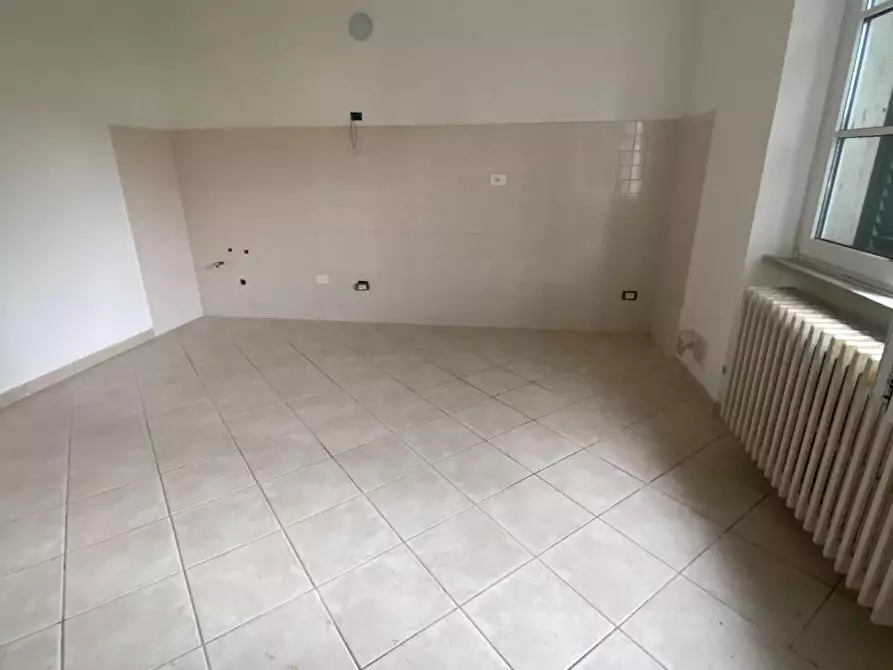 Immagine 4 di Villa in vendita  a San Giuliano Terme