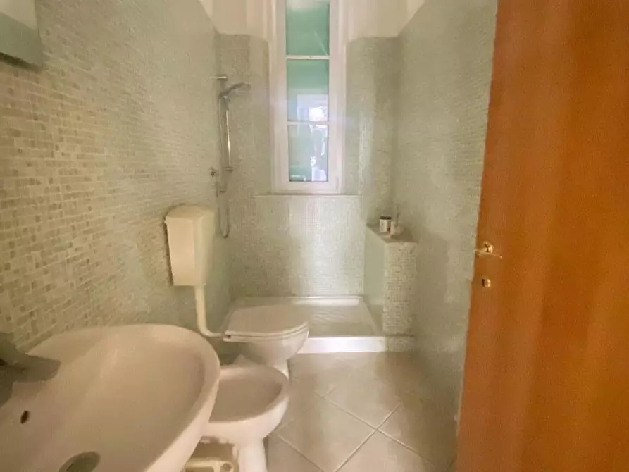 Immagine 15 di Villa in vendita  a San Giuliano Terme