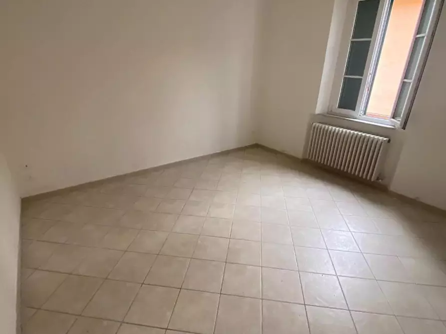 Immagine 11 di Villa in vendita  a San Giuliano Terme