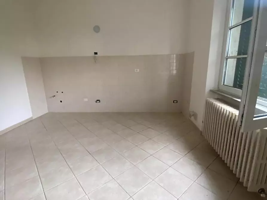 Immagine 5 di Villa in vendita  a San Giuliano Terme