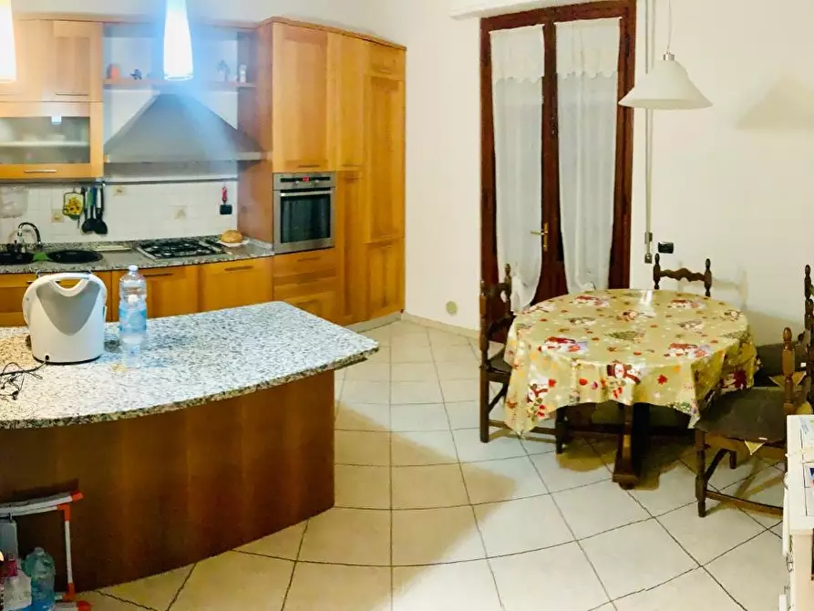 Immagine 4 di Appartamento in affitto  a Empoli