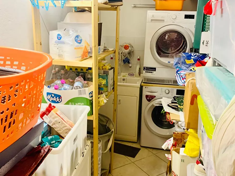 Immagine 17 di Appartamento in affitto  a Empoli