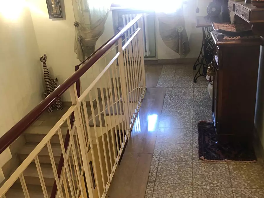 Immagine 8 di Casa semindipendente in vendita  a Pontedera