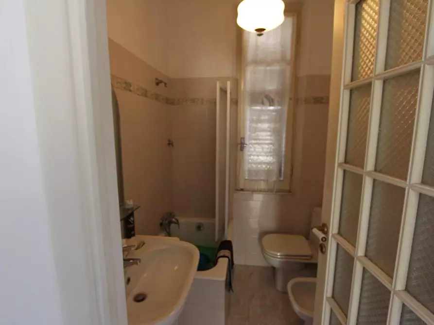 Immagine 33 di Appartamento in vendita  a La Spezia