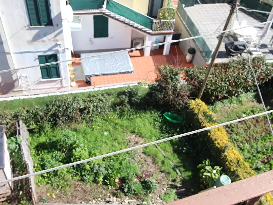 Immagine 9 di Appartamento in vendita  a La Spezia