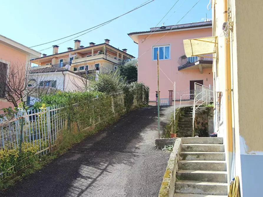 Immagine 15 di Appartamento in vendita  a La Spezia