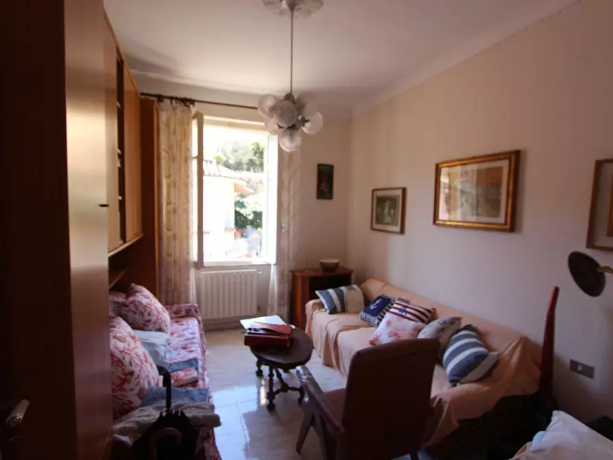 Immagine 3 di Appartamento in vendita  a La Spezia