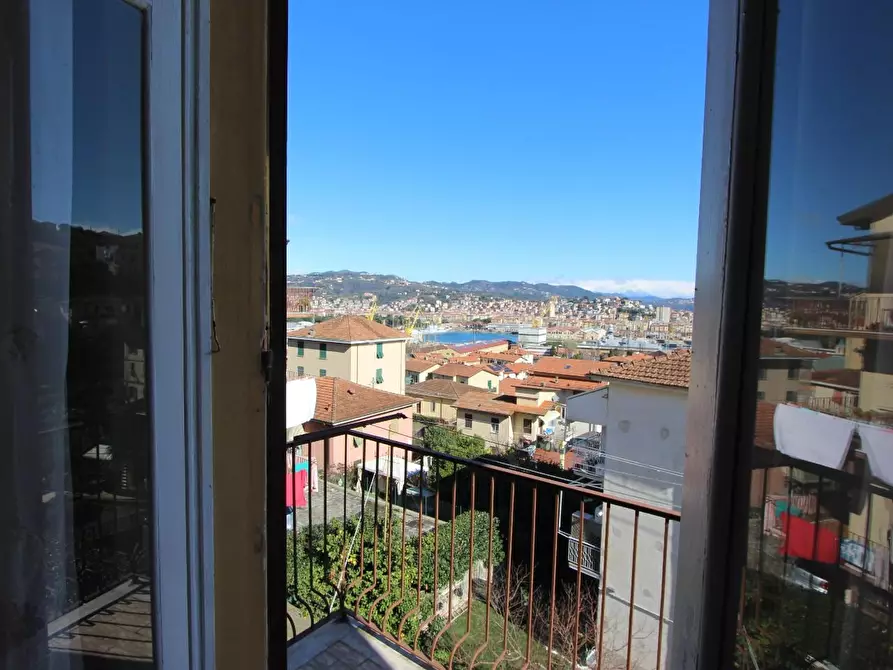 Immagine 5 di Appartamento in vendita  a La Spezia