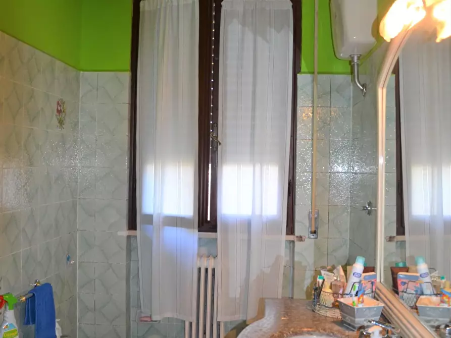 Immagine 8 di Appartamento in vendita  a San Giuliano Terme