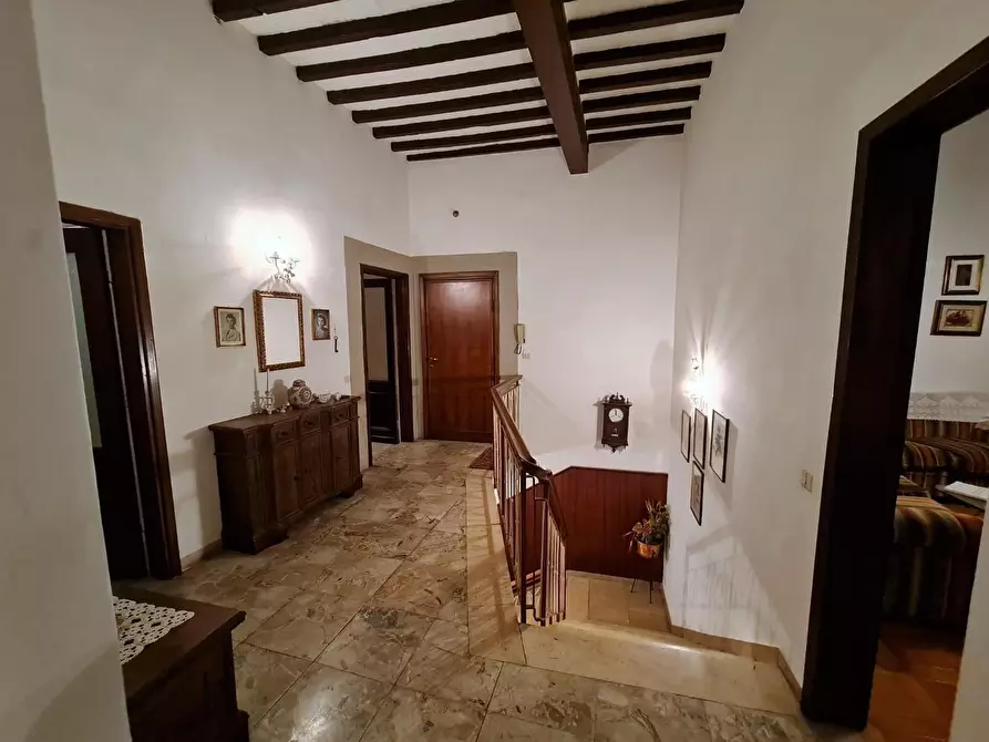 Immagine 3 di Palazzo in vendita  a San Miniato