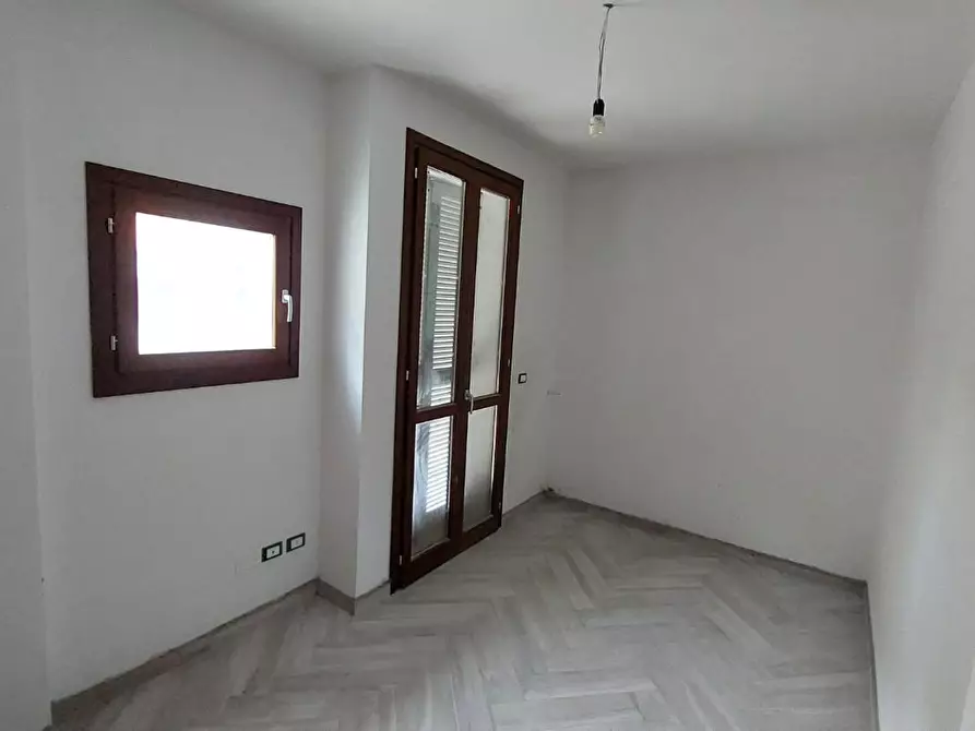 Immagine 25 di Appartamento in vendita  a Empoli