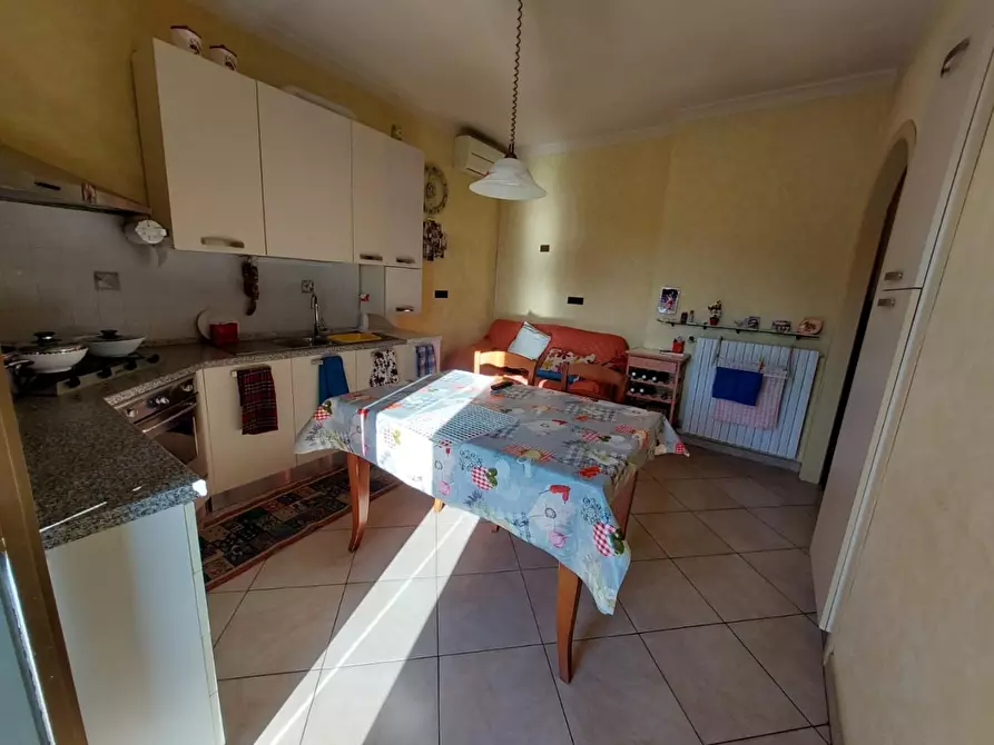 Immagine 2 di Appartamento in vendita  a Buti