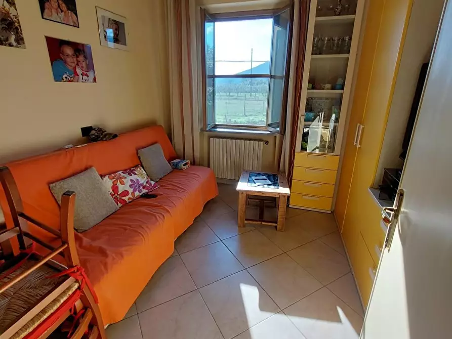 Immagine 11 di Appartamento in vendita  a Buti