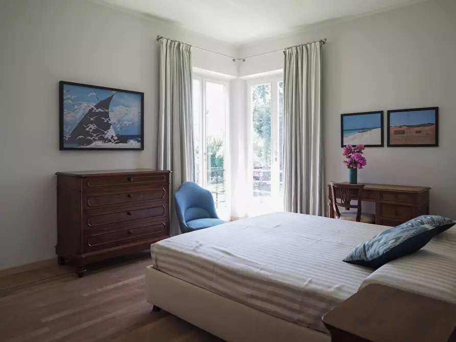 Immagine 27 di Villa in affitto  a Pietrasanta