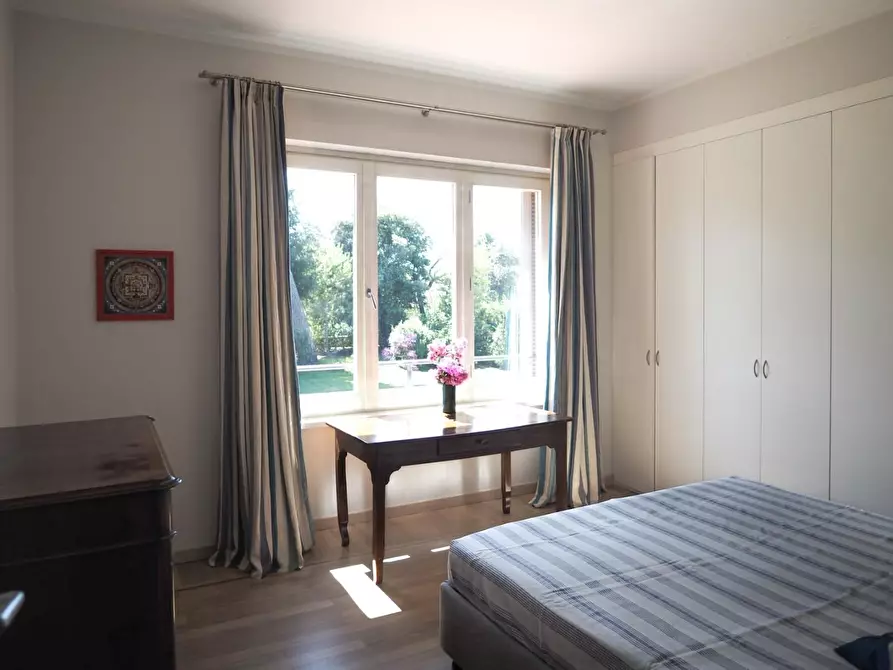 Immagine 25 di Villa in affitto  a Pietrasanta