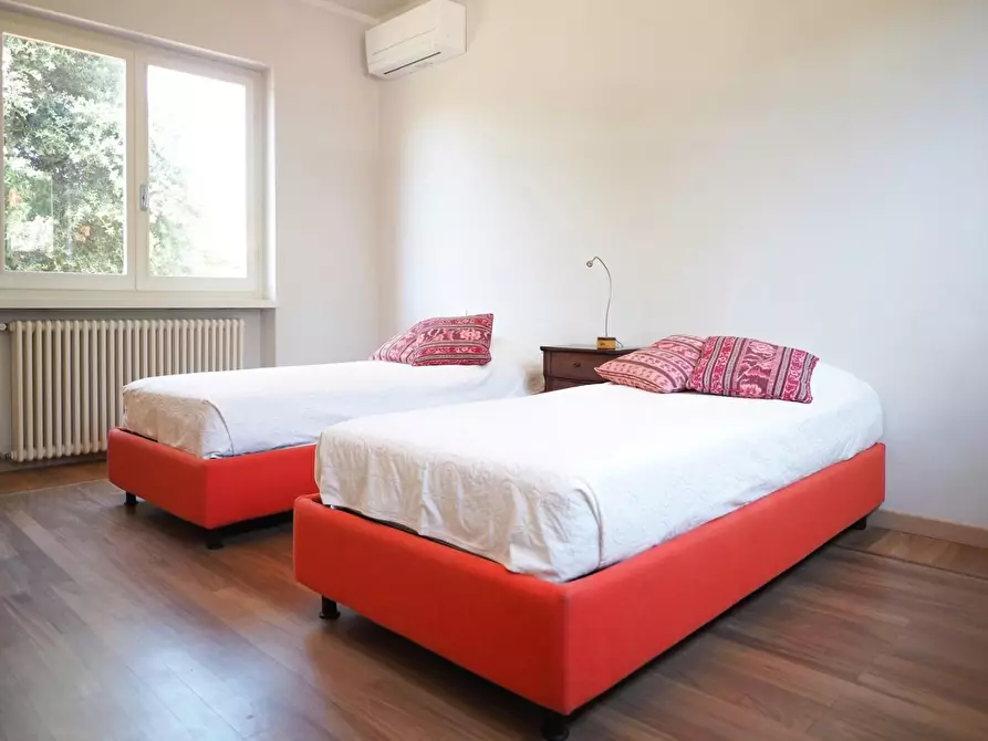 Immagine 30 di Villa in affitto  a Pietrasanta