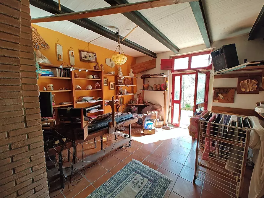 Immagine 21 di Rustico / casale in vendita  a Chianni