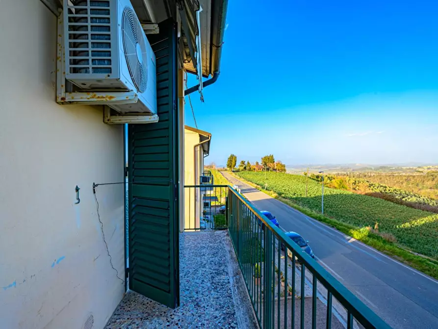 Immagine 24 di Appartamento in vendita  a Terricciola