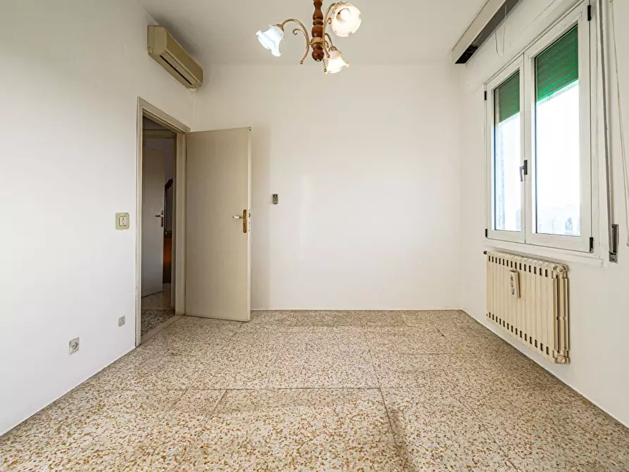 Immagine 22 di Appartamento in vendita  a Terricciola