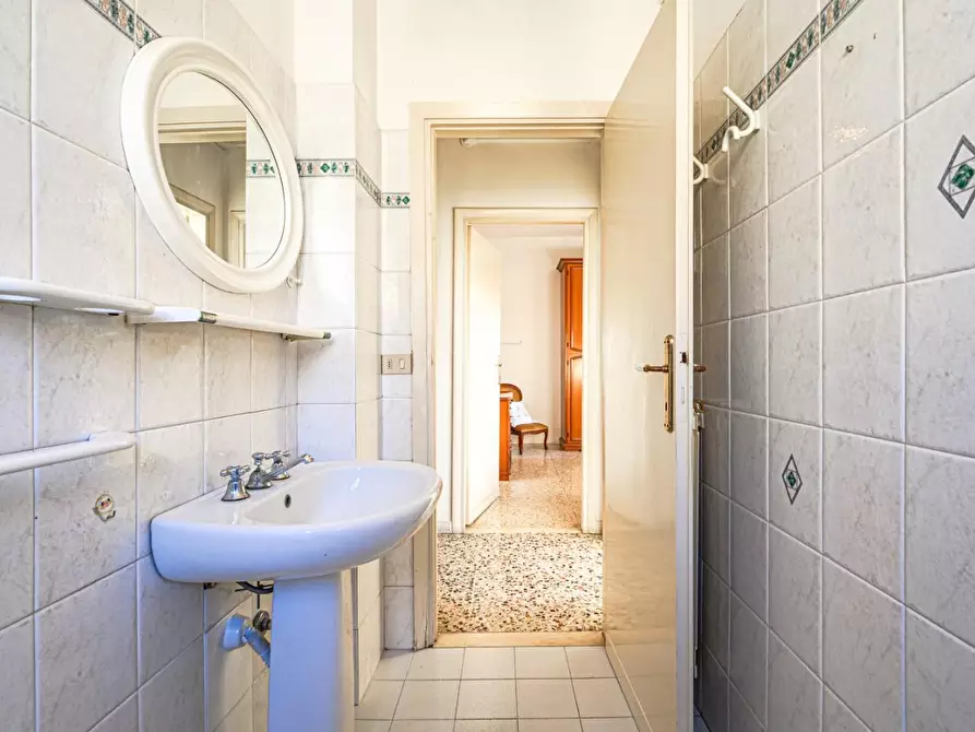 Immagine 19 di Appartamento in vendita  a Terricciola