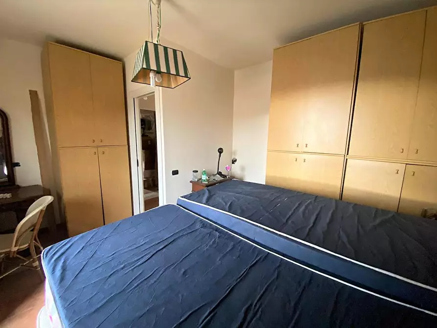 Immagine 12 di Appartamento in vendita  a Carrara