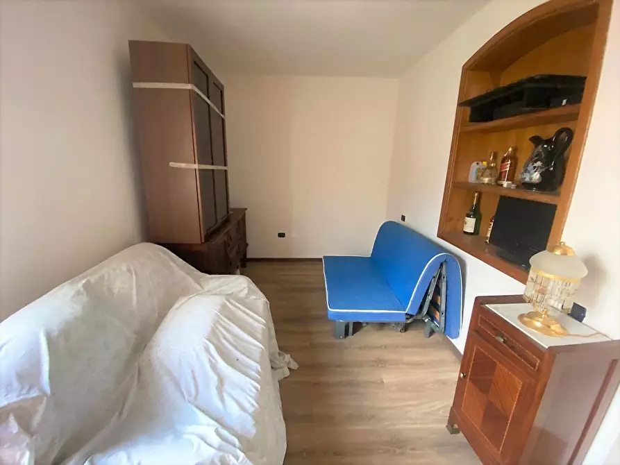 Immagine 15 di Appartamento in vendita  a Carrara