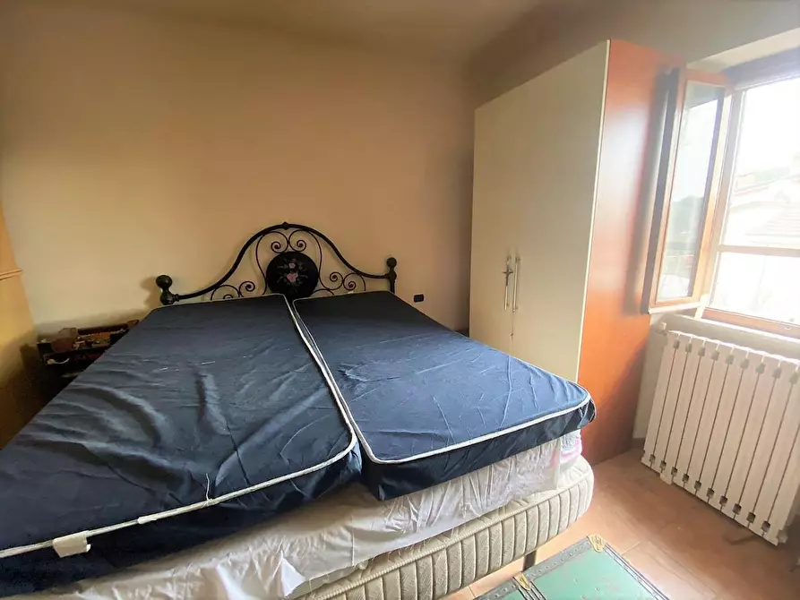 Immagine 11 di Appartamento in vendita  a Carrara