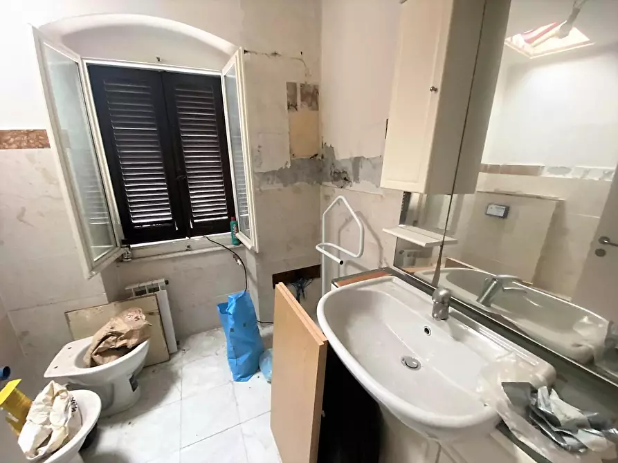 Immagine 8 di Appartamento in vendita  a Carrara