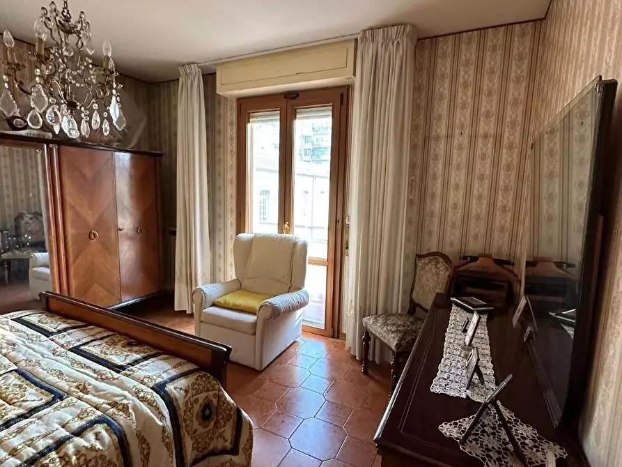 Immagine 11 di Appartamento in vendita  a Massa