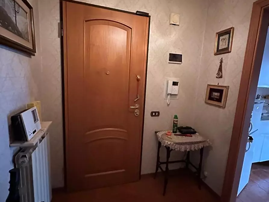 Immagine 21 di Appartamento in vendita  a Massa