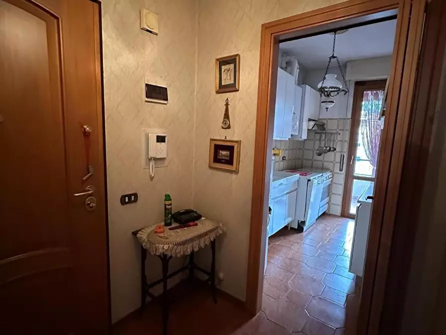 Immagine 22 di Appartamento in vendita  a Massa