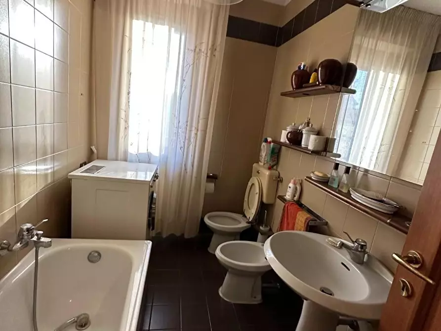 Immagine 14 di Appartamento in vendita  a Massa