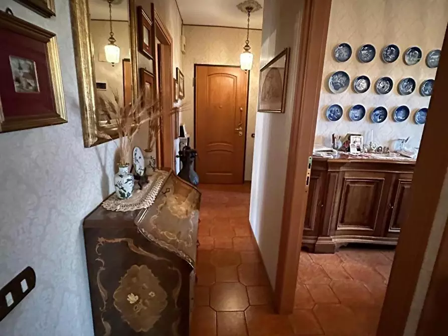 Immagine 20 di Appartamento in vendita  a Massa