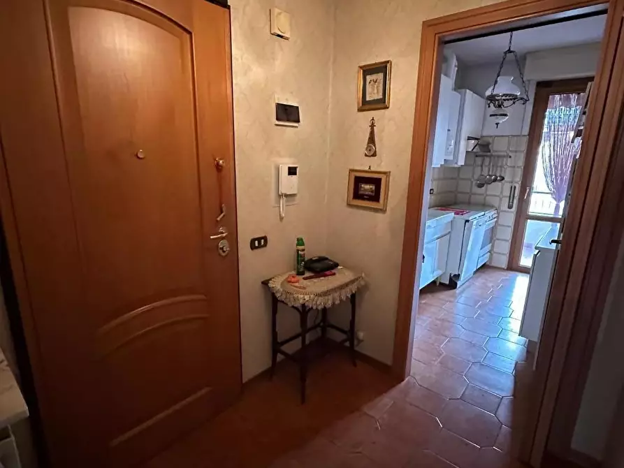 Immagine 7 di Appartamento in vendita  a Massa