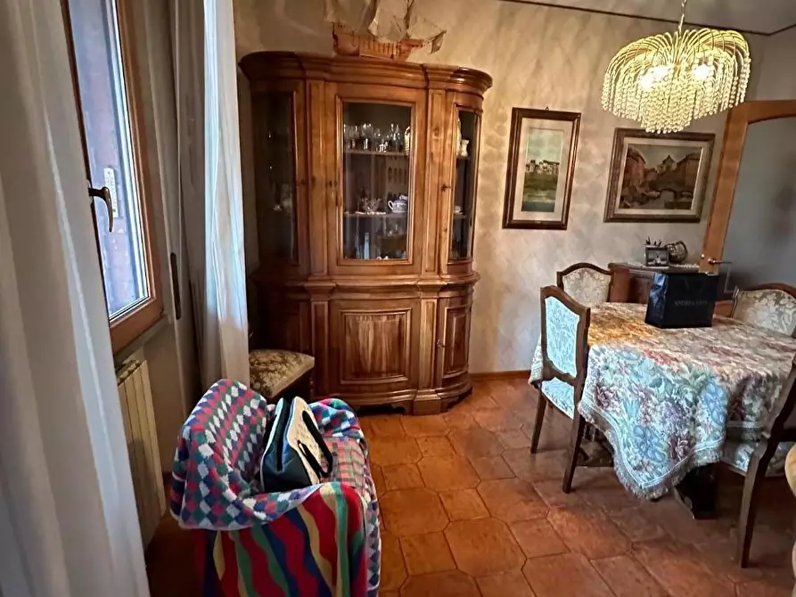 Immagine 10 di Appartamento in vendita  a Massa