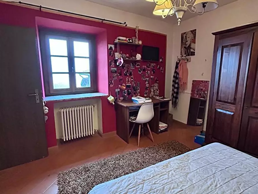 Immagine 20 di Casa indipendente in vendita  a Fivizzano