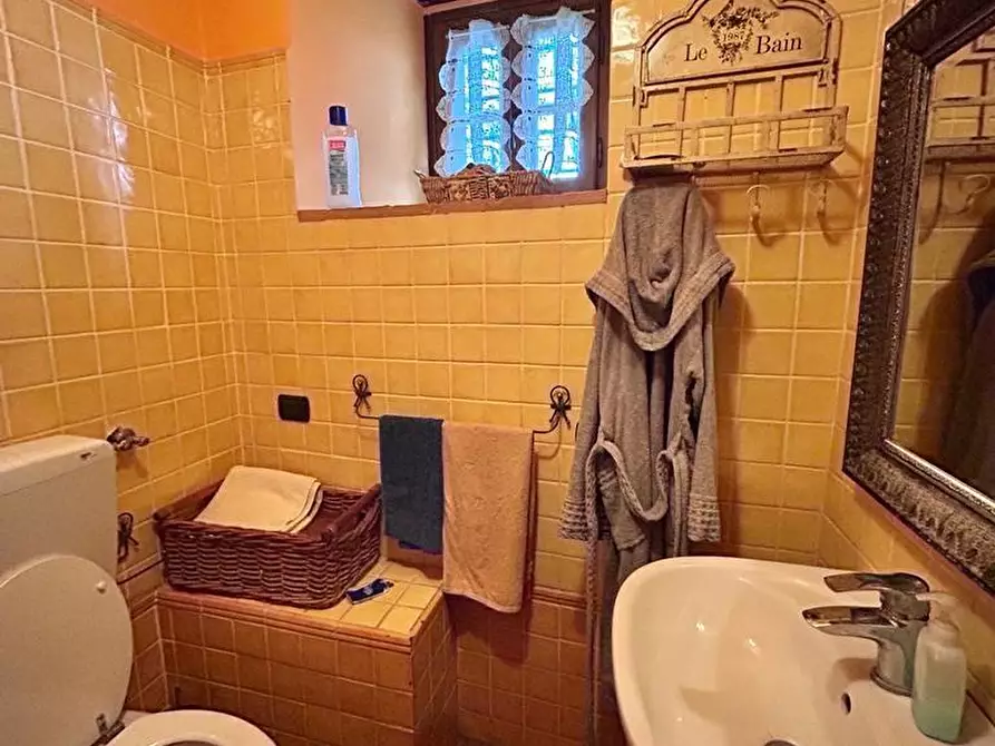 Immagine 47 di Casa indipendente in vendita  a Fivizzano