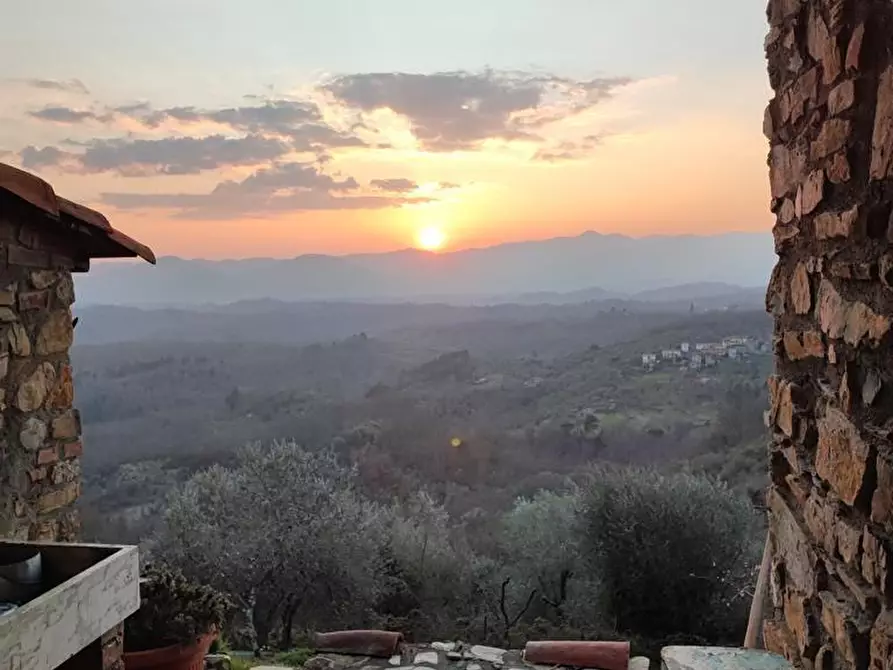 Immagine 2 di Casa indipendente in vendita  a Fivizzano